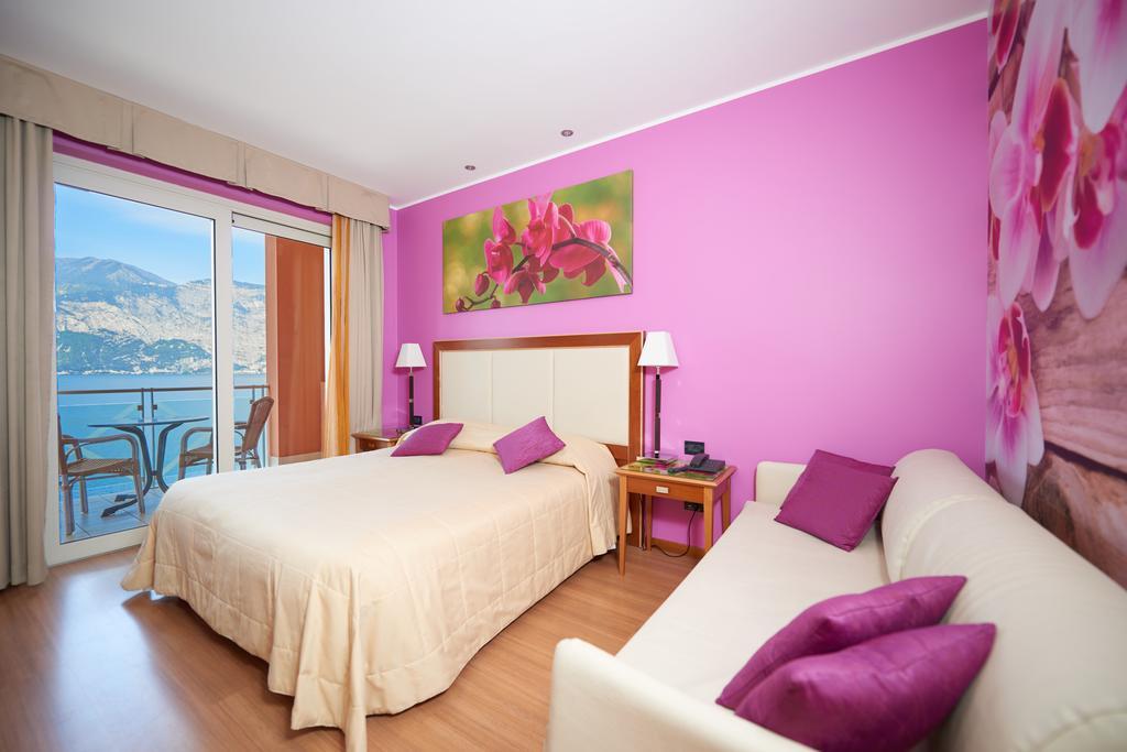 Belfiore Park Hotel 4Stars Superior "Adults Only" Brenzone sul Garda Room photo