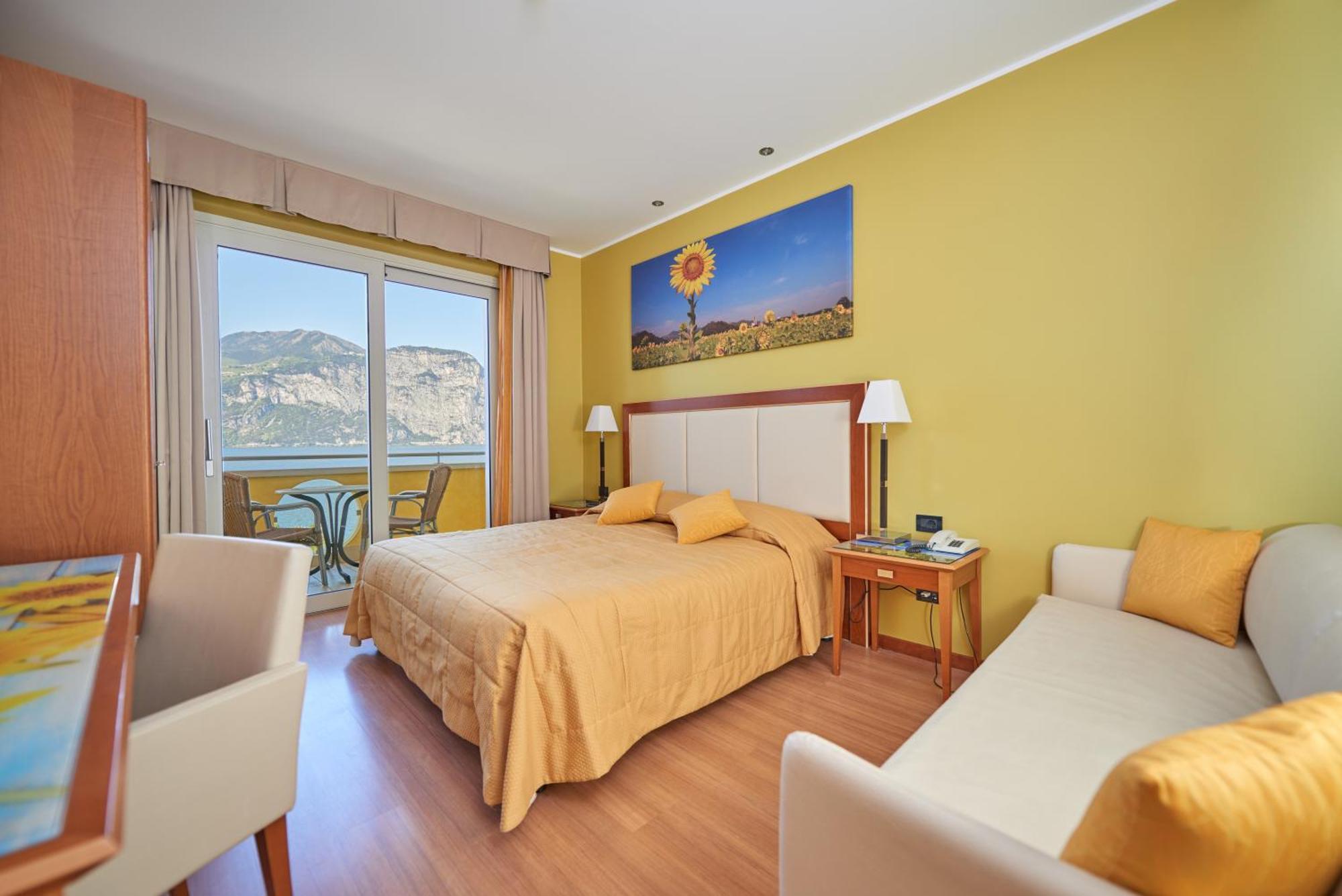 Belfiore Park Hotel 4Stars Superior "Adults Only" Brenzone sul Garda Room photo
